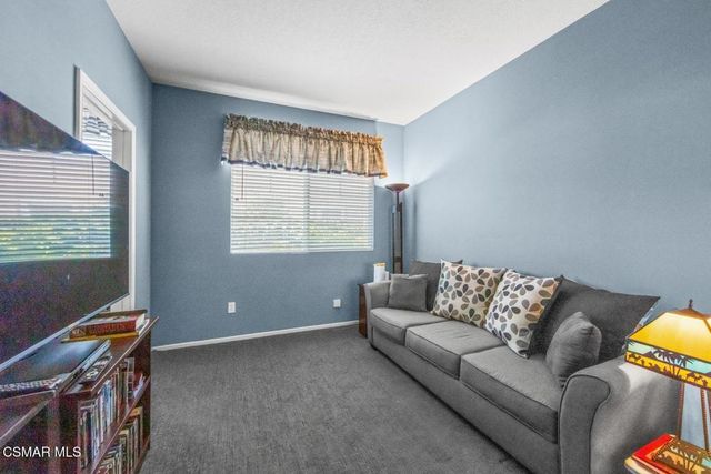 239 Chantilly Circle, Simi Valley, CA 93065