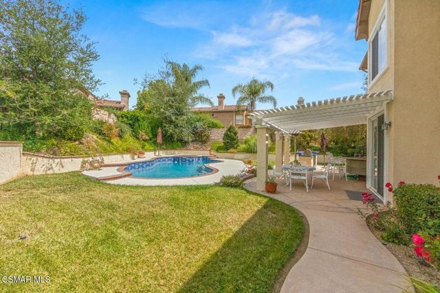 239 Chantilly Circle, Simi Valley, CA 93065