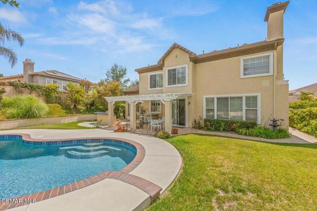 239 Chantilly Circle, Simi Valley, CA 93065