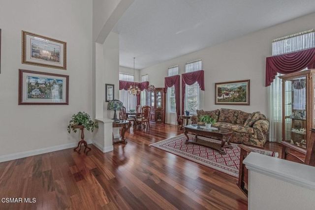 239 Chantilly Circle, Simi Valley, CA 93065