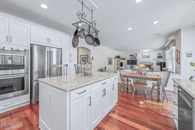 239 Chantilly Circle, Simi Valley, CA 93065
