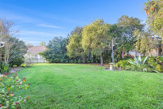 15016 HERONGLEN DRIVE, Lithia, FL 33547