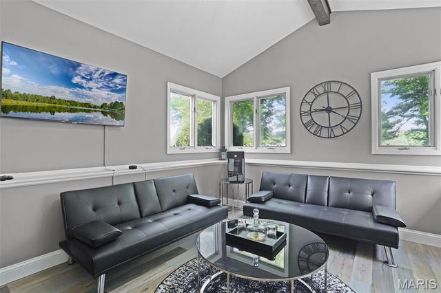 7 Talisman Way Drive, Florissant, MO 63034