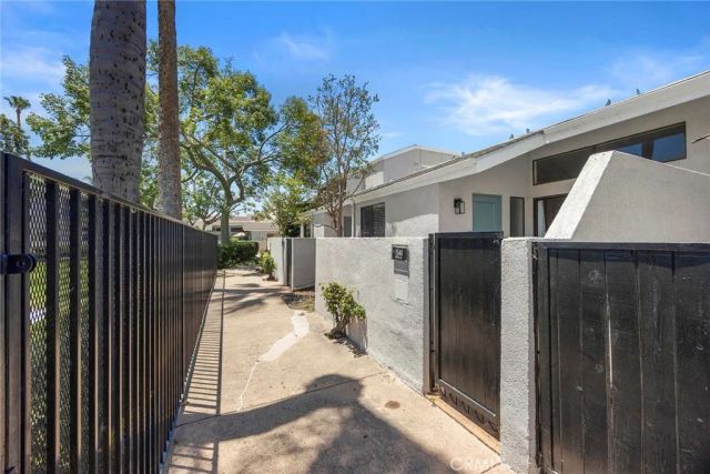 1544 Wavertree, Fullerton, CA 92831
