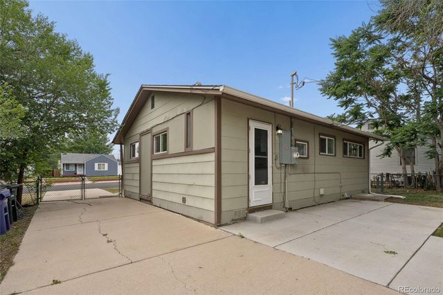 1510 S Yates Street, Denver, CO 80219