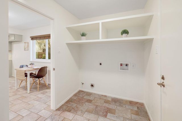 1400 Doonesbury DR, Austin, TX 78758