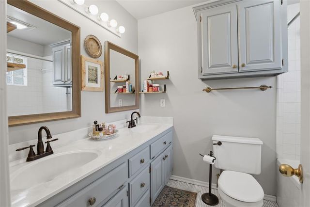 5 Larkins Place, Shawnee, OK 74801