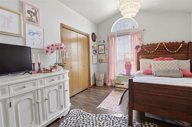 5 Larkins Place, Shawnee, OK 74801