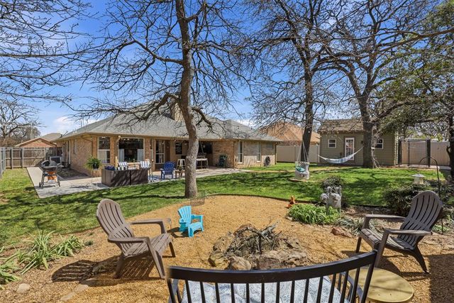 5 Larkins Place, Shawnee, OK 74801