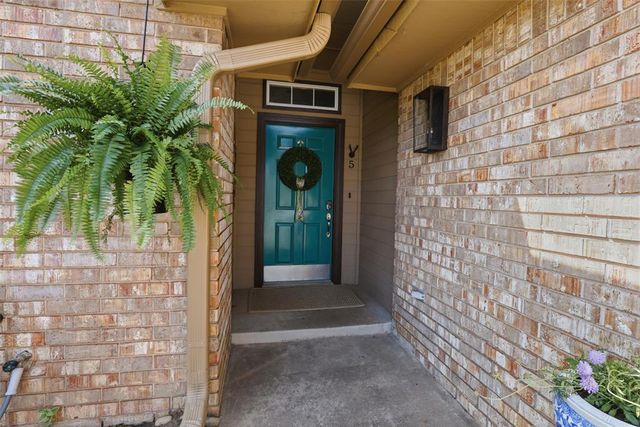 5 Larkins Place, Shawnee, OK 74801