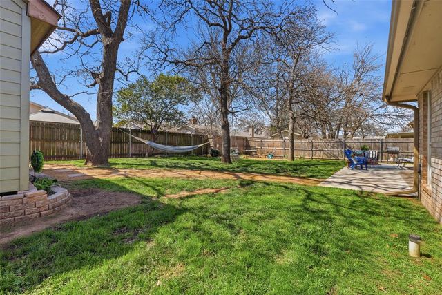 5 Larkins Place, Shawnee, OK 74801