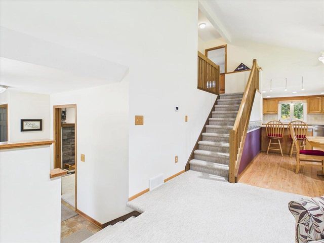 7442 Dekorra Road, Deforest, WI 53532