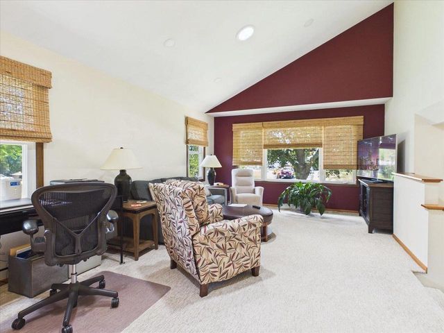 7442 Dekorra Road, Deforest, WI 53532
