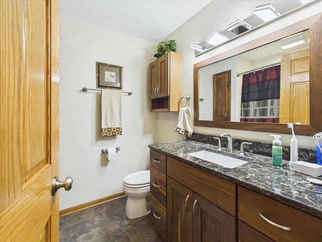 7442 Dekorra Road, Deforest, WI 53532