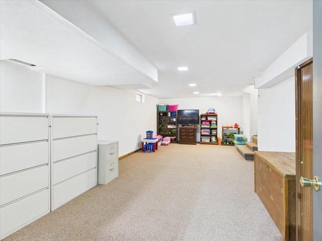 7442 Dekorra Road, Deforest, WI 53532
