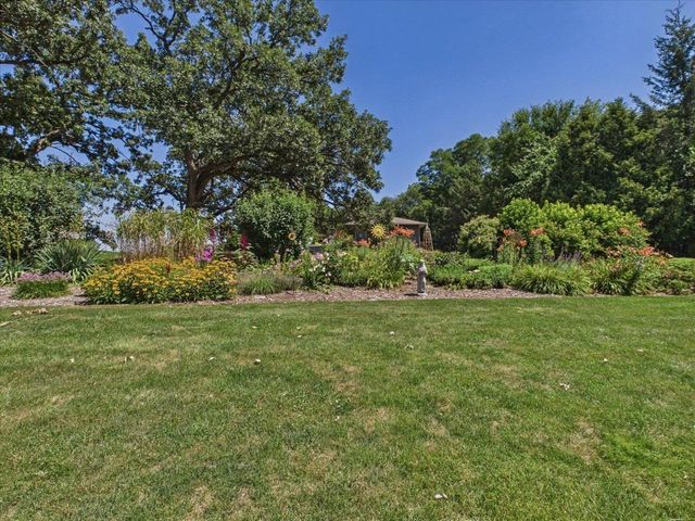 7442 Dekorra Road, Deforest, WI 53532