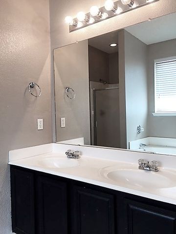 6304 Downeast Drive, Fort Worth, TX 76179