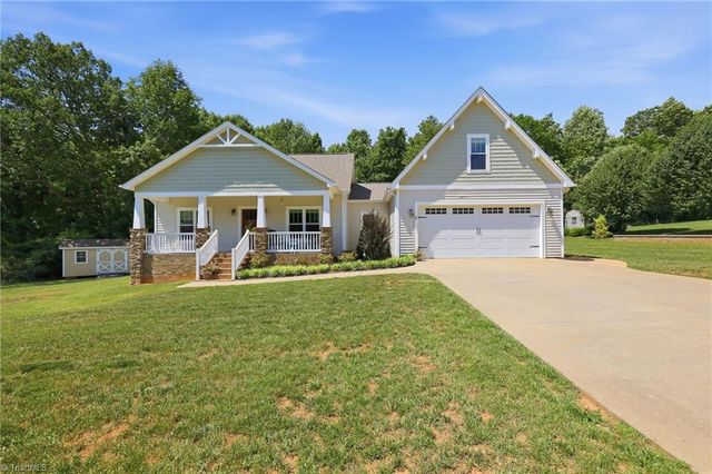 1037 Shenandoah Trail, Boonville, NC 27011