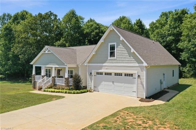 1037 Shenandoah Trail, Boonville, NC 27011