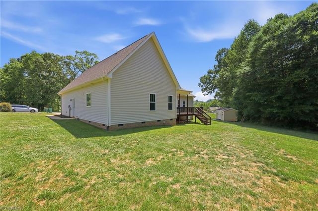 1037 Shenandoah Trail, Boonville, NC 27011
