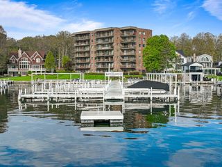 9 S Walworth AVENUE #603, Williams Bay, WI 53191
