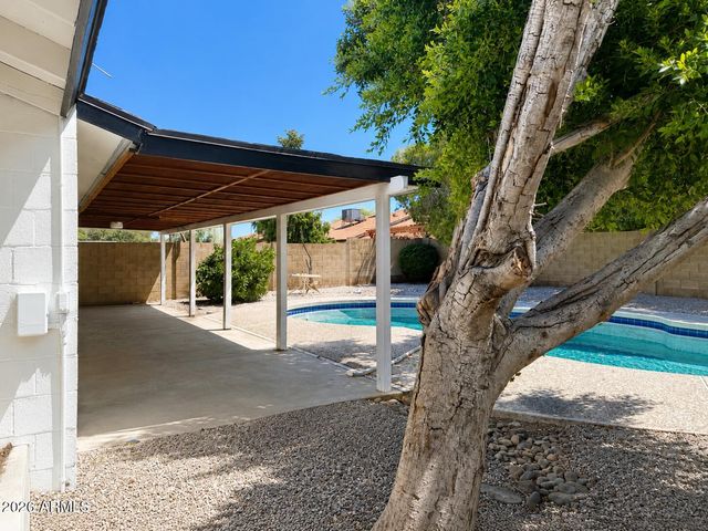 9419 N 53RD Avenue, Glendale, AZ 85302