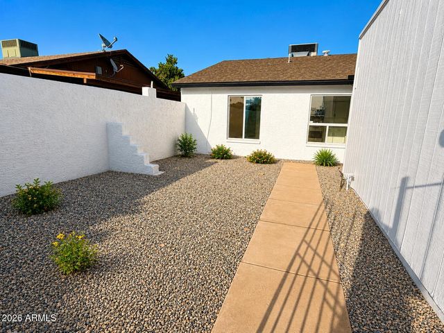 9419 N 53RD Avenue, Glendale, AZ 85302
