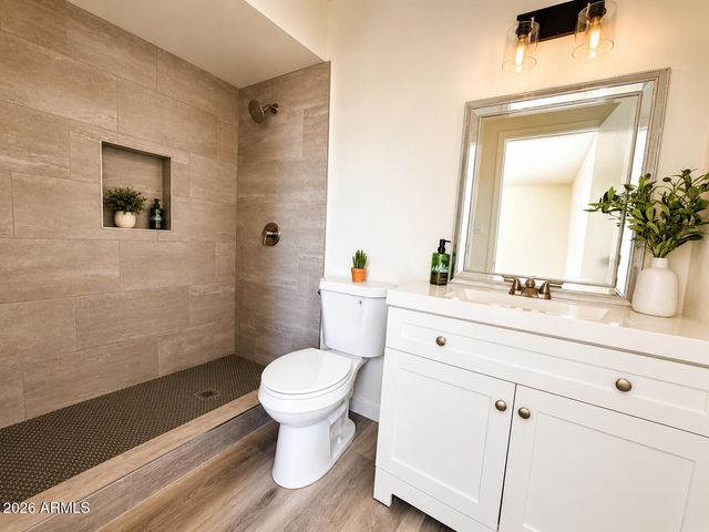 9419 N 53RD Avenue, Glendale, AZ 85302