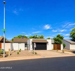 9419 N 53RD Avenue, Glendale, AZ 85302