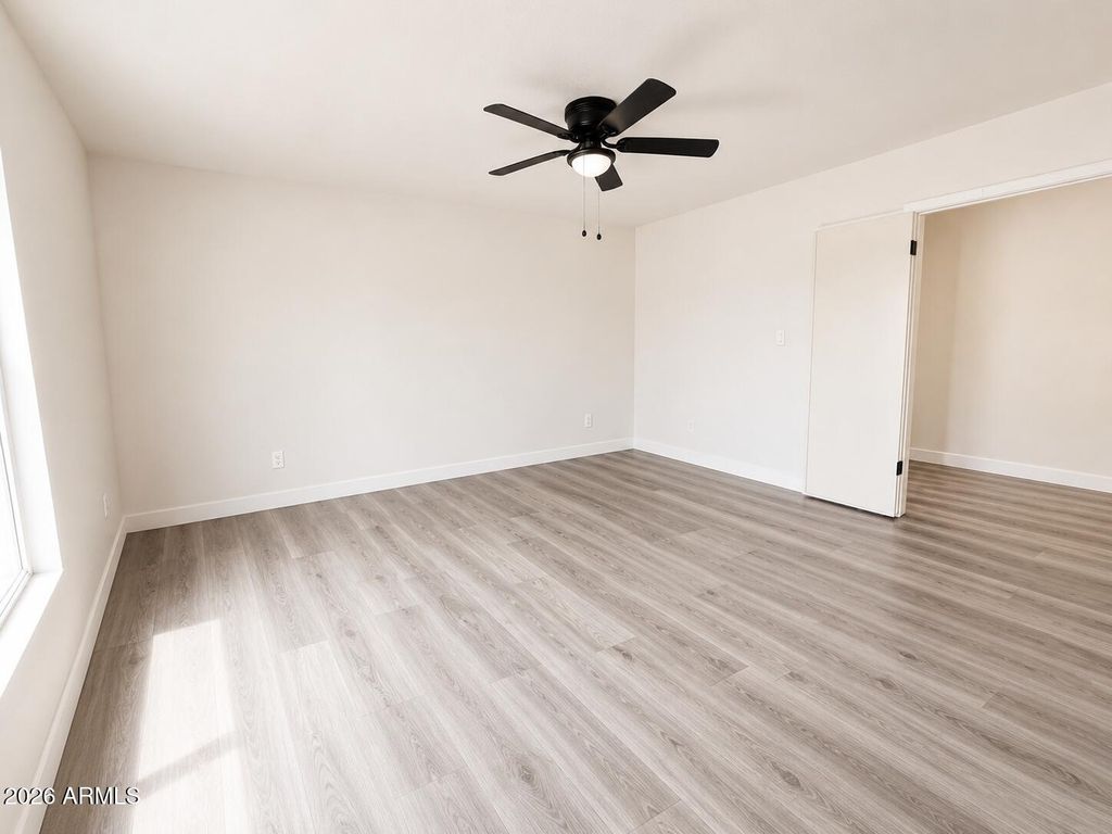 9419 N 53RD Avenue, Glendale, AZ 85302 — photo 4