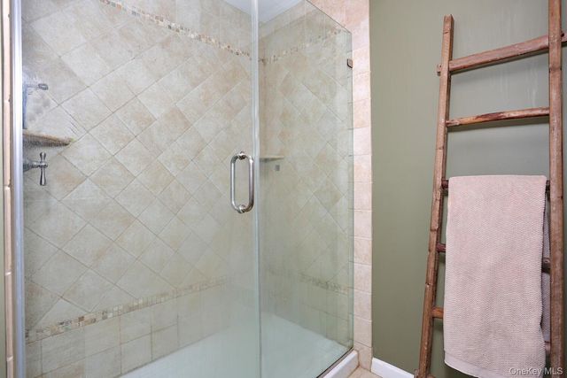 97 E Park Avenue, Pearl River, NY 10965