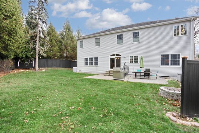 97 E Park Avenue, Pearl River, NY 10965