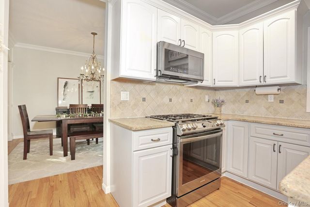 97 E Park Avenue, Pearl River, NY 10965