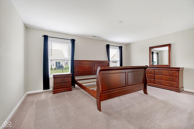 5515 Woods Pointe Drive, Mccordsville, IN 46055