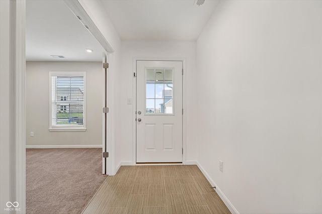 5515 Woods Pointe Drive, Mccordsville, IN 46055