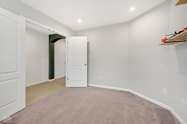 5515 Woods Pointe Drive, Mccordsville, IN 46055