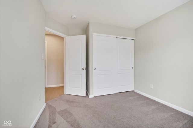 5515 Woods Pointe Drive, Mccordsville, IN 46055