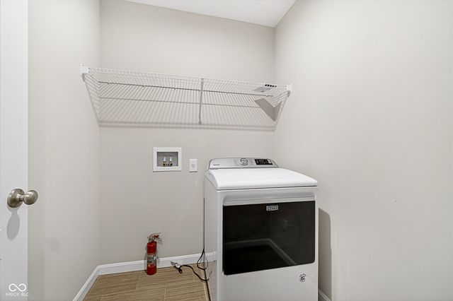 5515 Woods Pointe Drive, Mccordsville, IN 46055