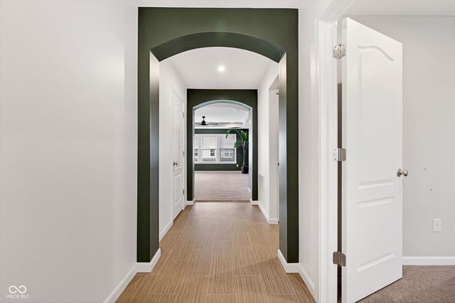 5515 Woods Pointe Drive, Mccordsville, IN 46055