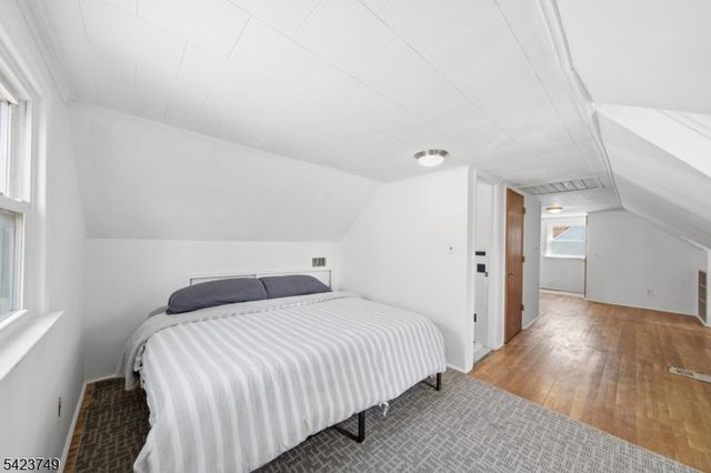 105 N 13Th St, Kenilworth Boro, NJ 07033