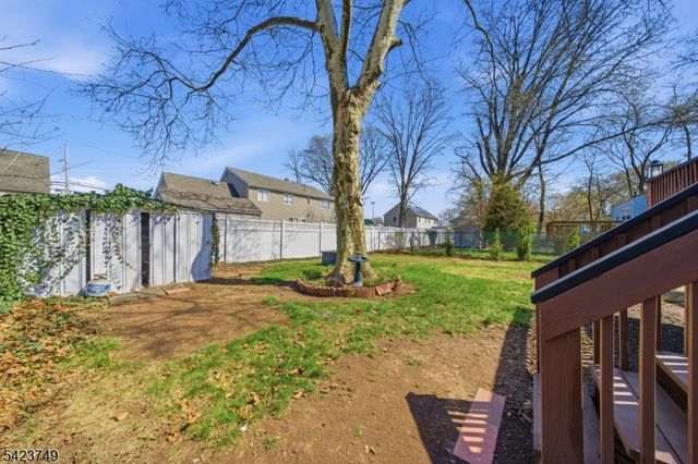 105 N 13Th St, Kenilworth Boro, NJ 07033