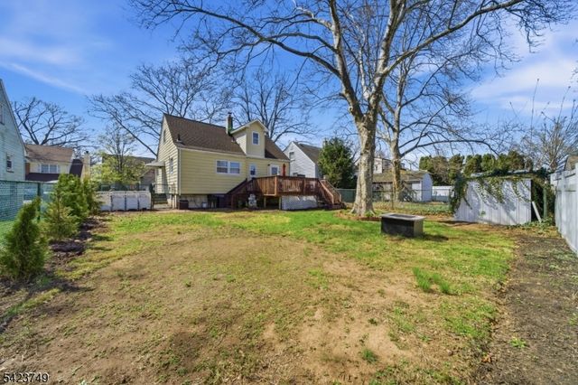 105 N 13Th St, Kenilworth Boro, NJ 07033