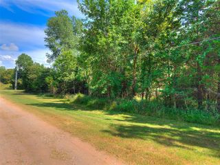 Brook Lane, Tecumseh, OK 74873