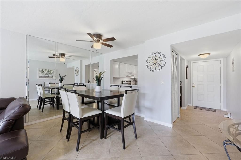 1075 Foxfire LN 103, NAPLES, FL 34104 — exterior