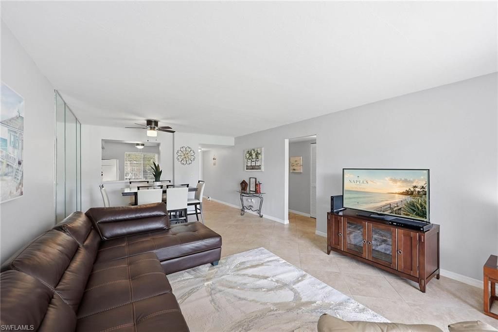 1075 Foxfire LN 103, NAPLES, FL 34104 — photo 4