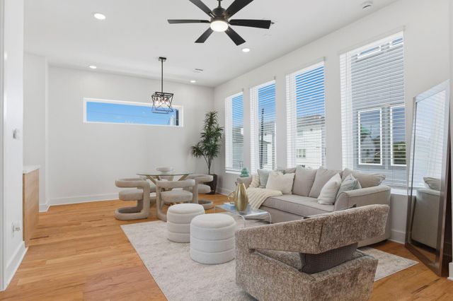 1920 Laverne Street, Houston, TX 77080