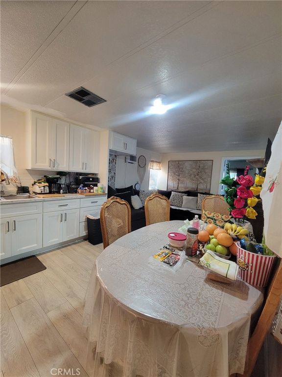 Image 4 of property listing at 100 W Midway Drive 115, Anaheim, CA 92805