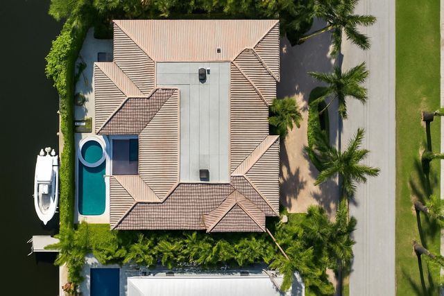 712 NE 71st Street, Boca Raton, FL 33487