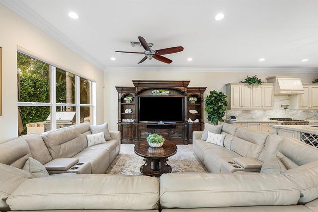 712 NE 71st Street, Boca Raton, FL 33487