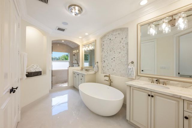 712 NE 71st Street, Boca Raton, FL 33487